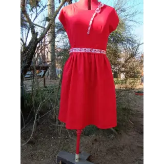 Linen enzyme washed red