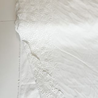 Madeira embroidery Meike 1-side border white