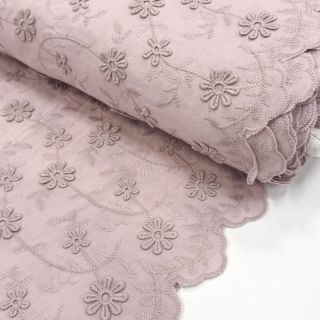 Cotton fabric EMBROIDERY Catchy daisy rose