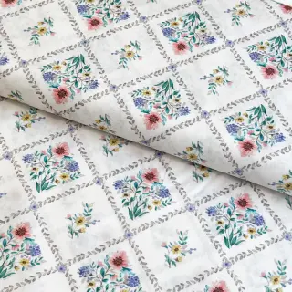 Cotton fabric Flowers Tara off white design A digital print