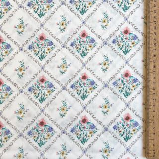 Cotton fabric Flowers Tara off white design A digital print