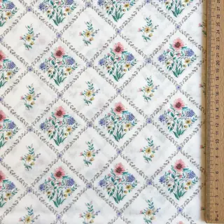 Cotton fabric Flowers Tara off white design A digital print