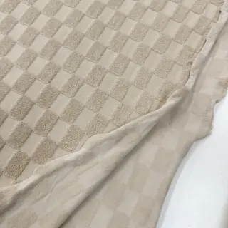 Terry Checks sand