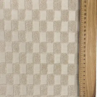 Terry Checks sand