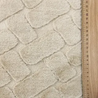 Faux fur Abstract ecru