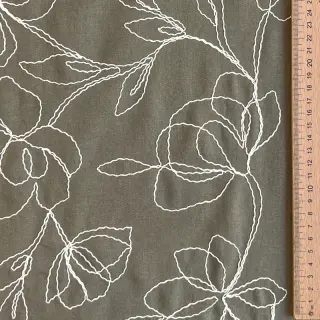 Linen viscose EMBROIDERY Flower Danielle pickle