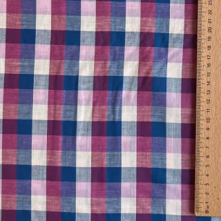 Cotton fabric YARN DYED Square cerise