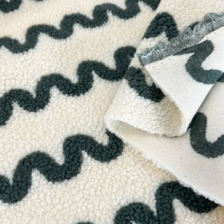 Coat fabric TEDDY JACQUARD Waves army green